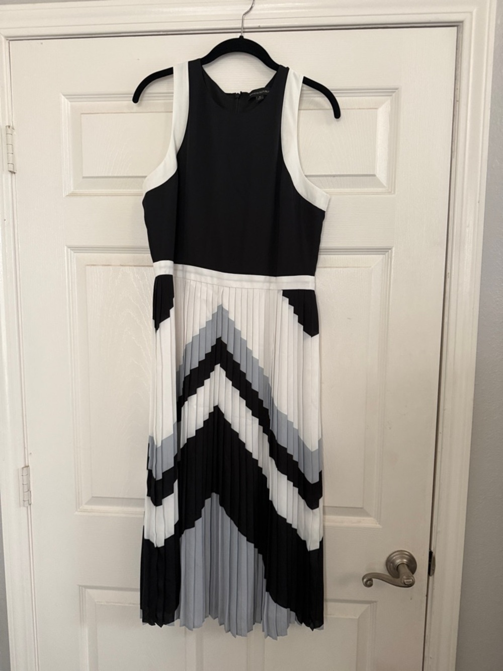 Banana Republic Black, White, and Gray Pleated Chevron Midi Dress
